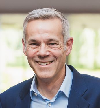 Fredrik Kallevig style=